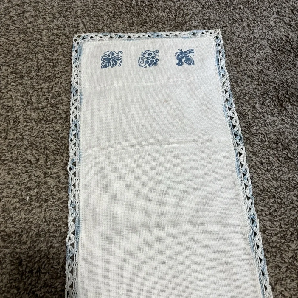 Vtg Hand Embroidered Cross-Stitch Oblong Linen Table Dresser Runner 40
